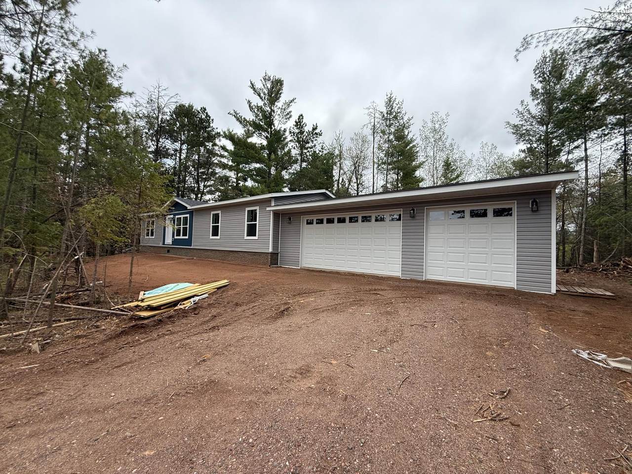 7990 Natalies Way - Photo 1
