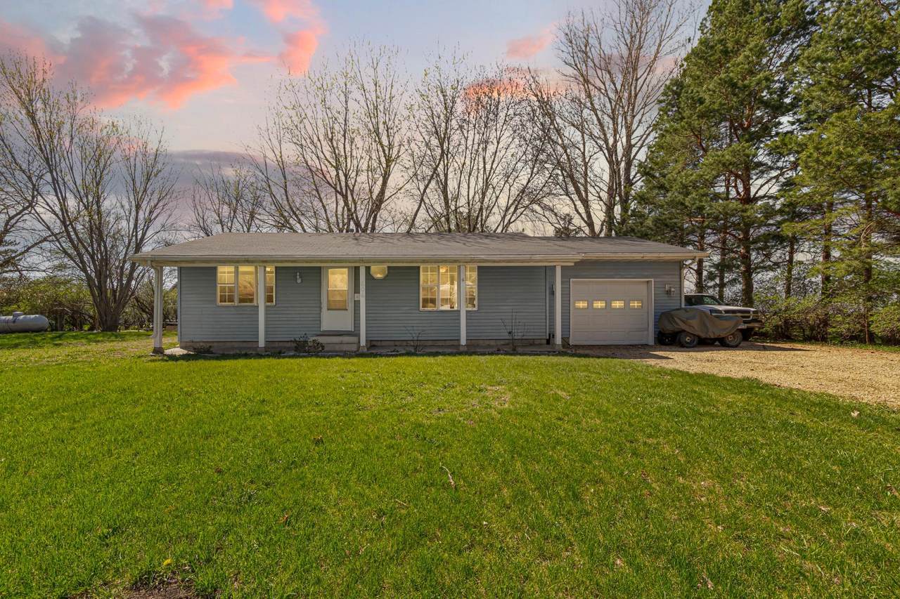 404 3rd Avenue - Photo 1
