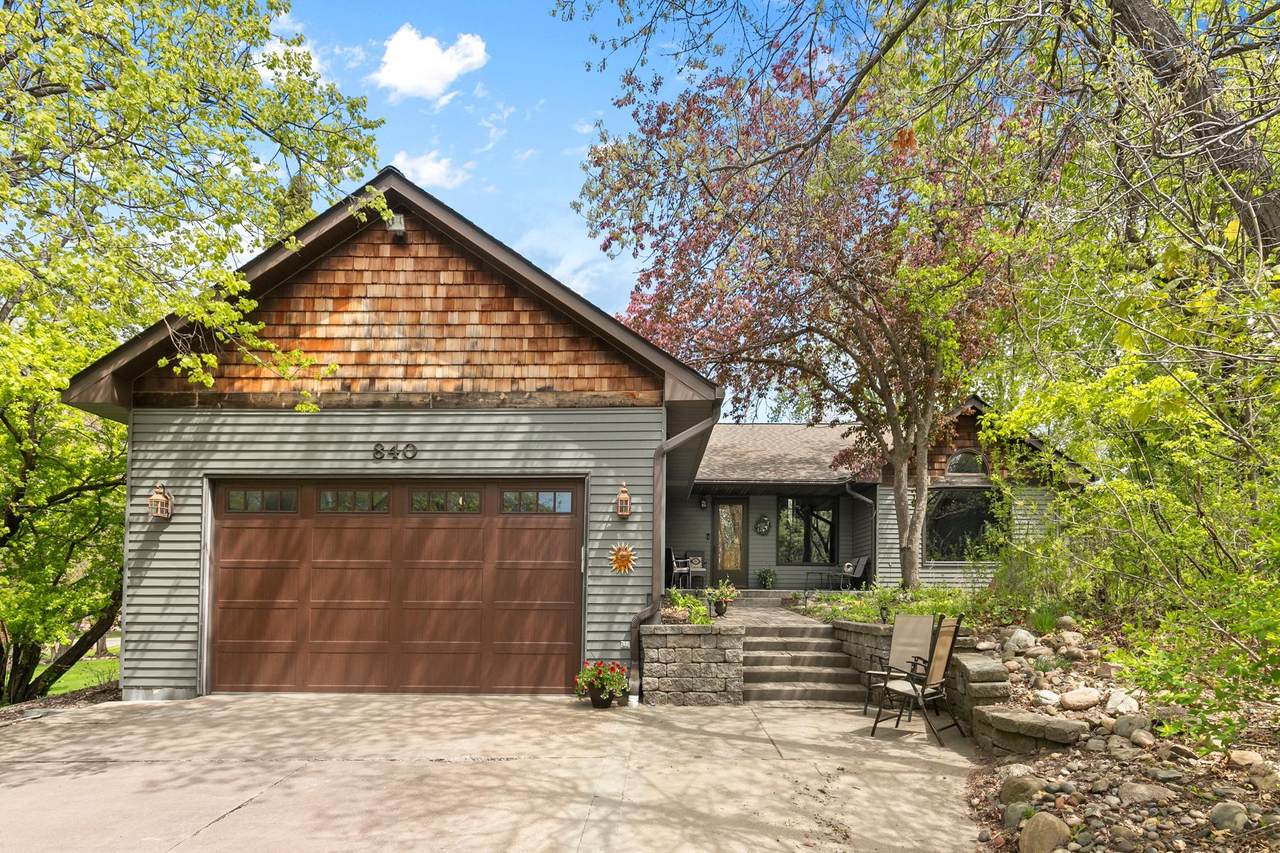 840 Hallam Avenue - Photo 1