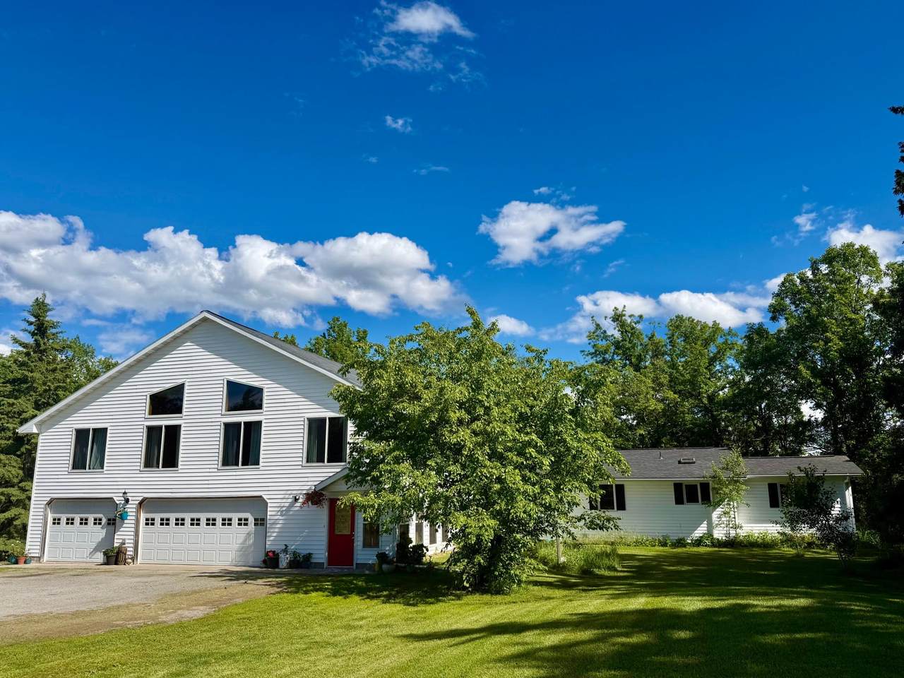838 Noble Drive - Photo 1