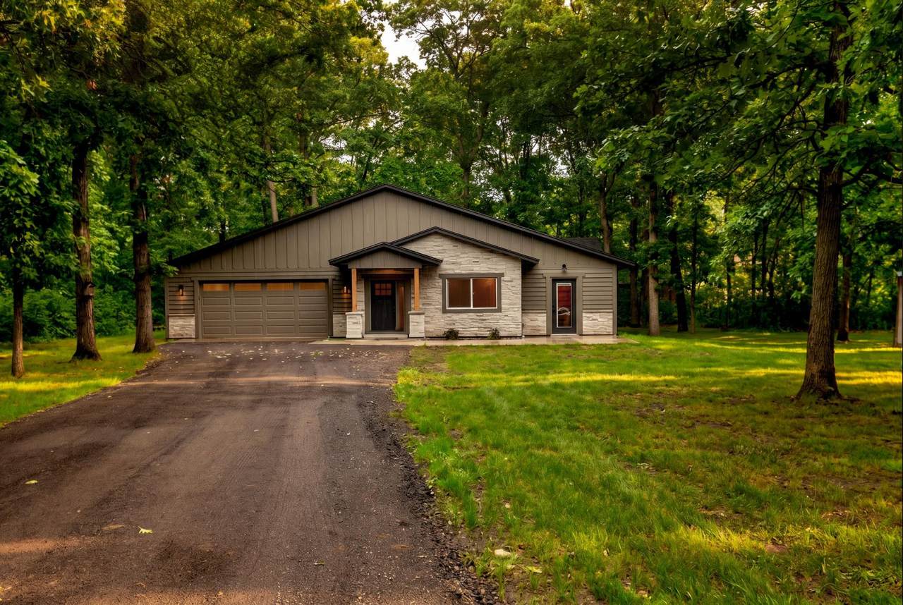 33638 Anderson Court - Photo 1