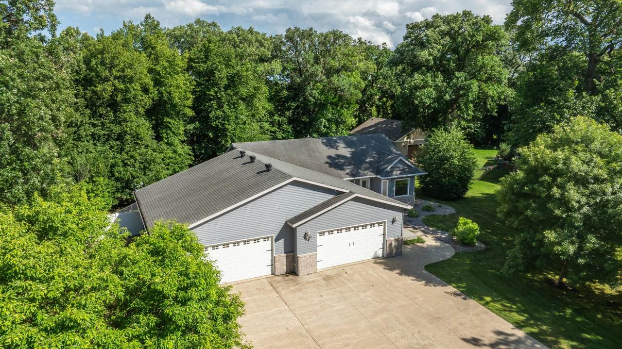 315 Maust Way - Photo 1
