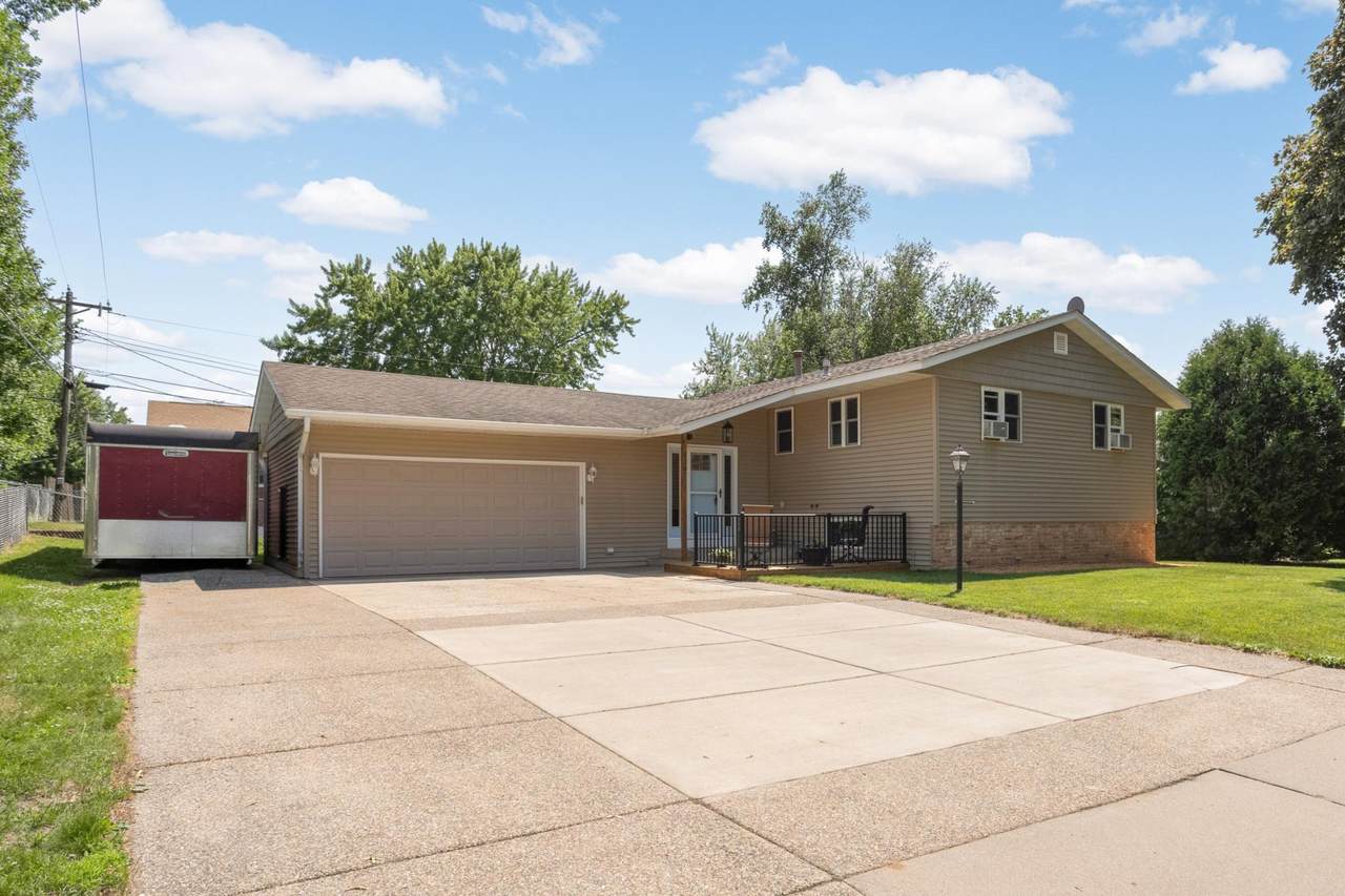 1307 17th Street - Photo 1