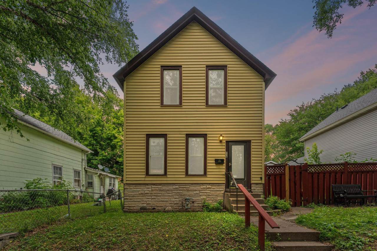 756 Desoto Street - Photo 1