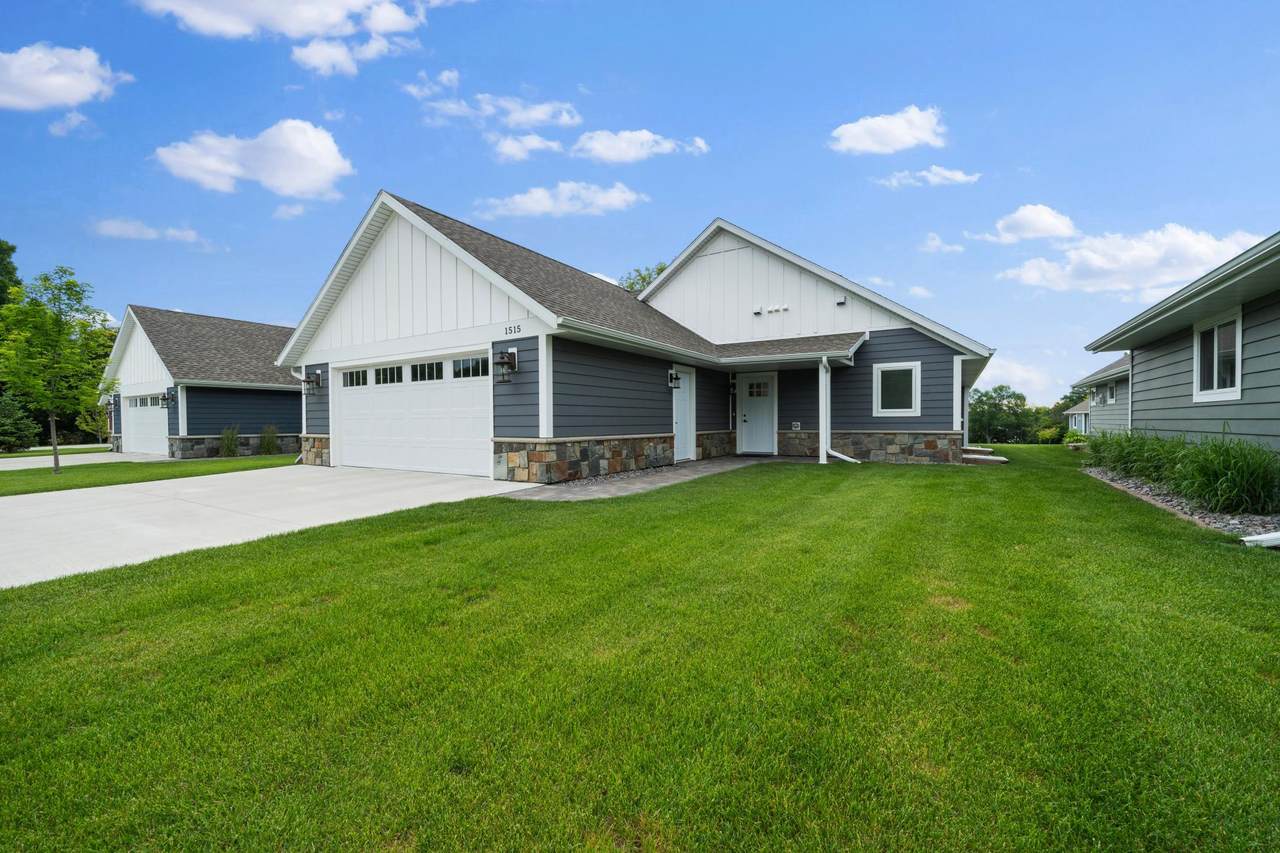 1515 Geneva Road - Photo 1