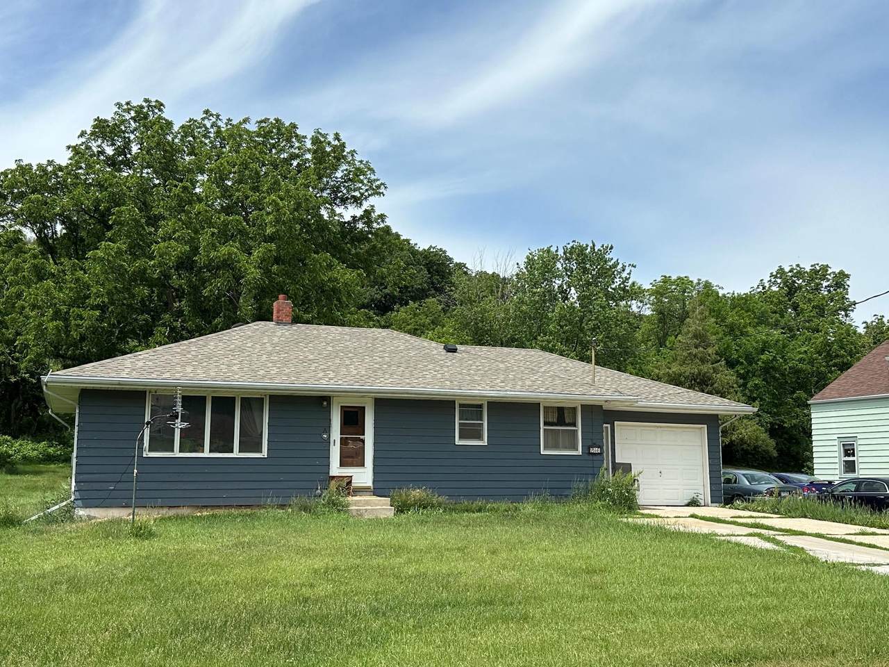 246 Grant Street - Photo 1