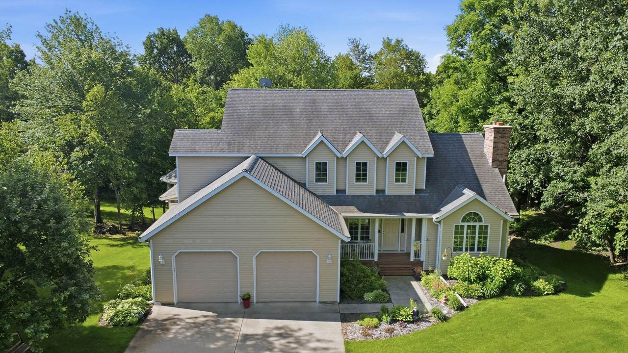 2320 40th Street - Photo 1