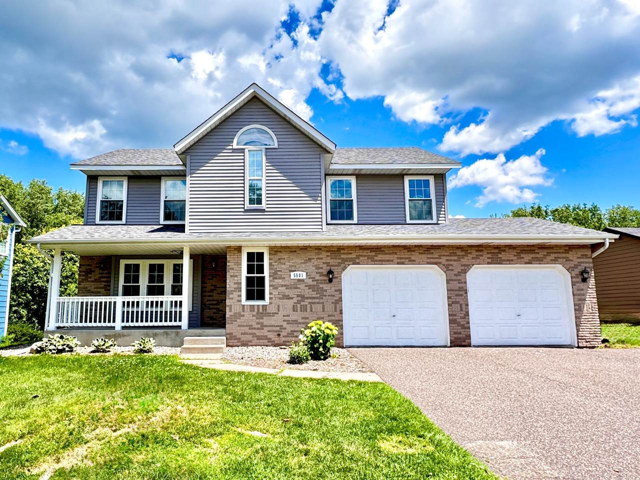 5501 Golfview Avenue - Photo 1
