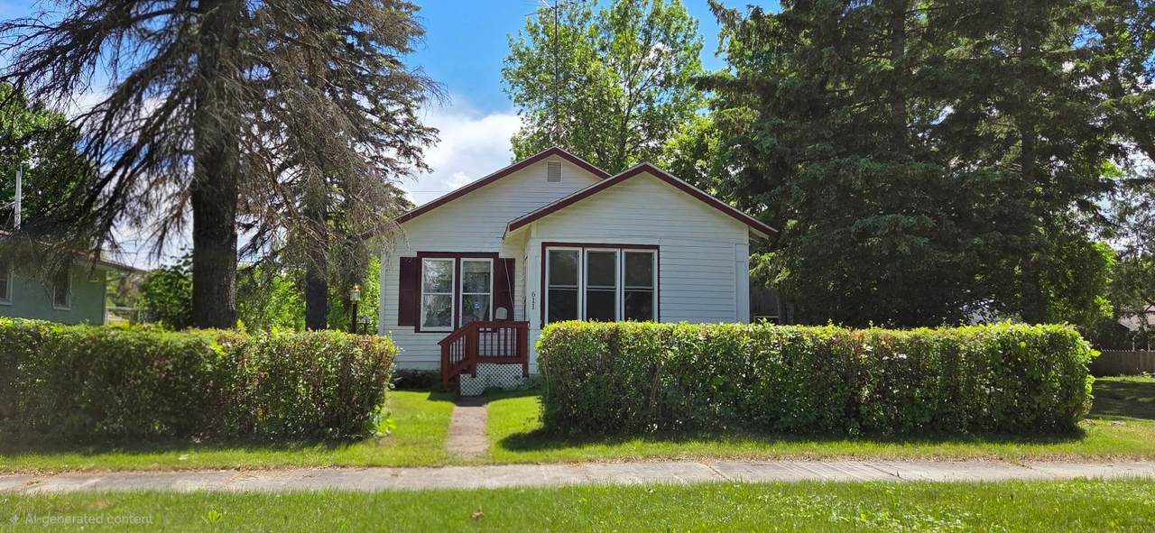 611 7th Street - Photo 1