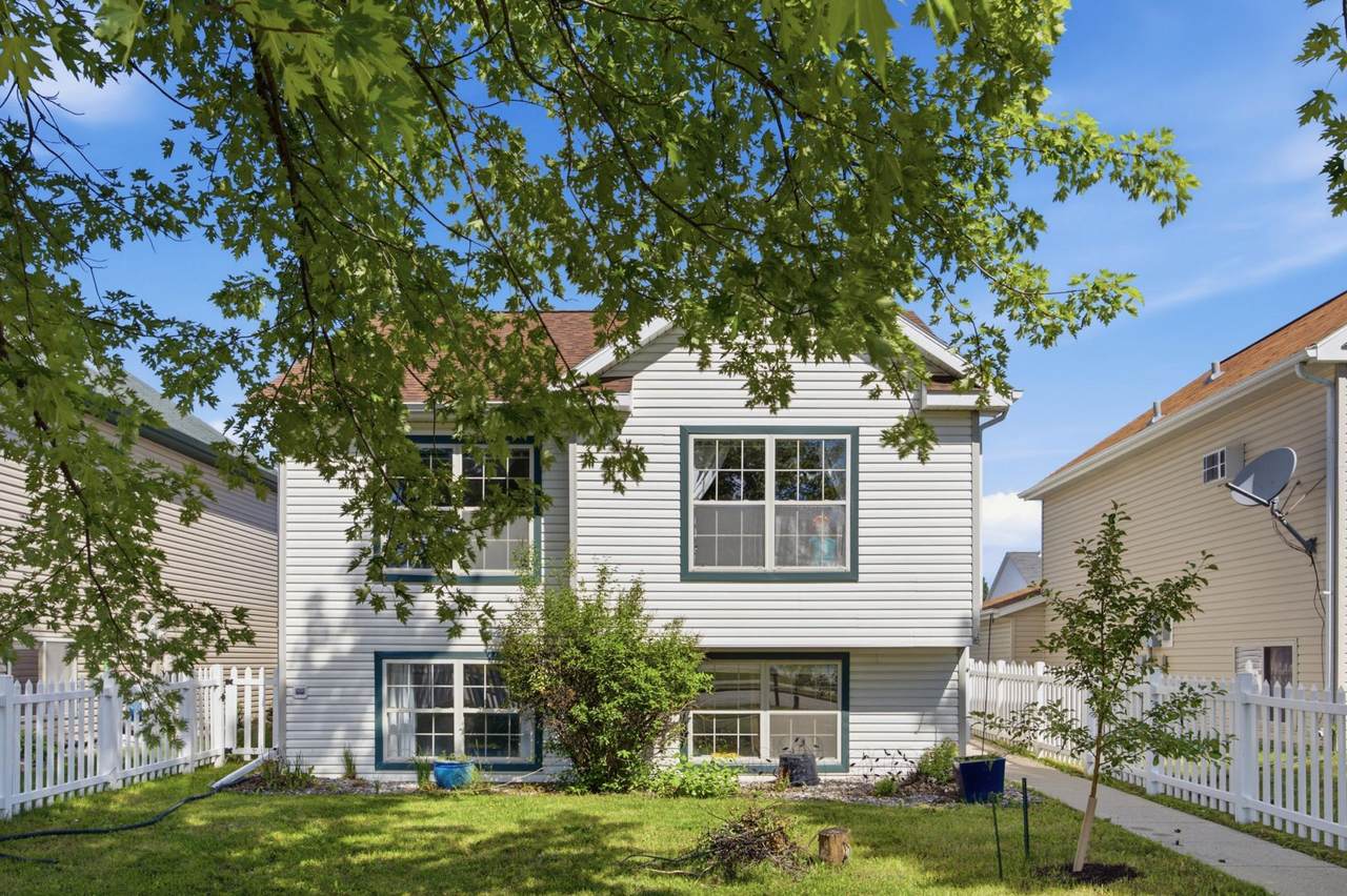1903 58 Avenue - Photo 1