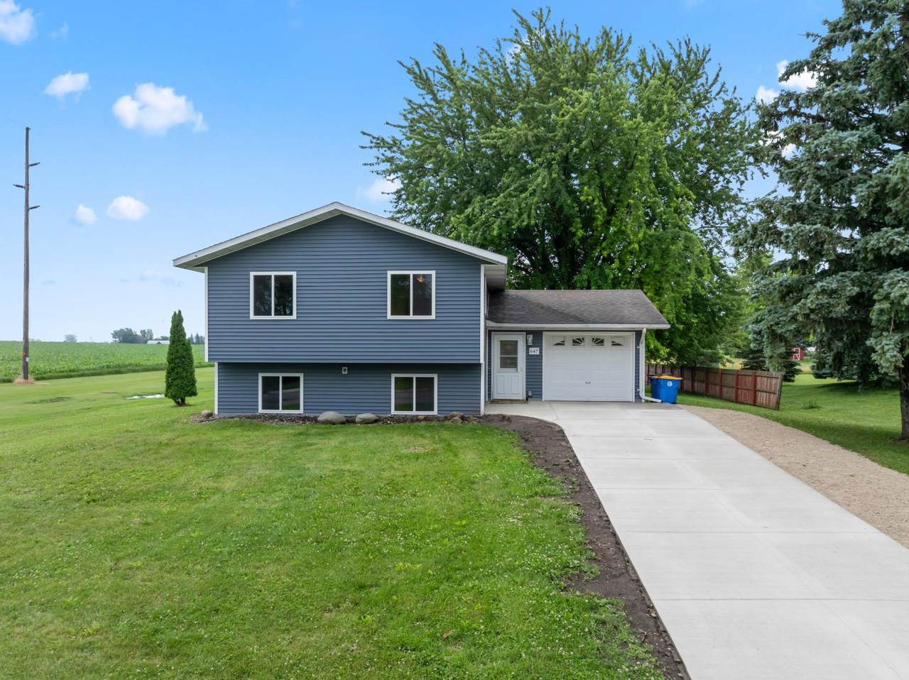 647 2nd Street - Photo 1