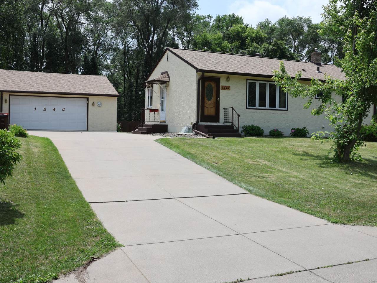 1244 Ryan Avenue - Photo 1