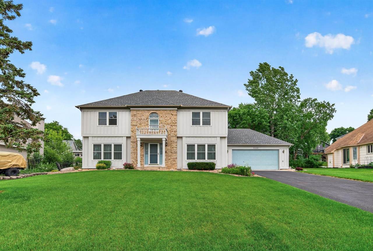 2230 Woodbridge Way - Photo 1