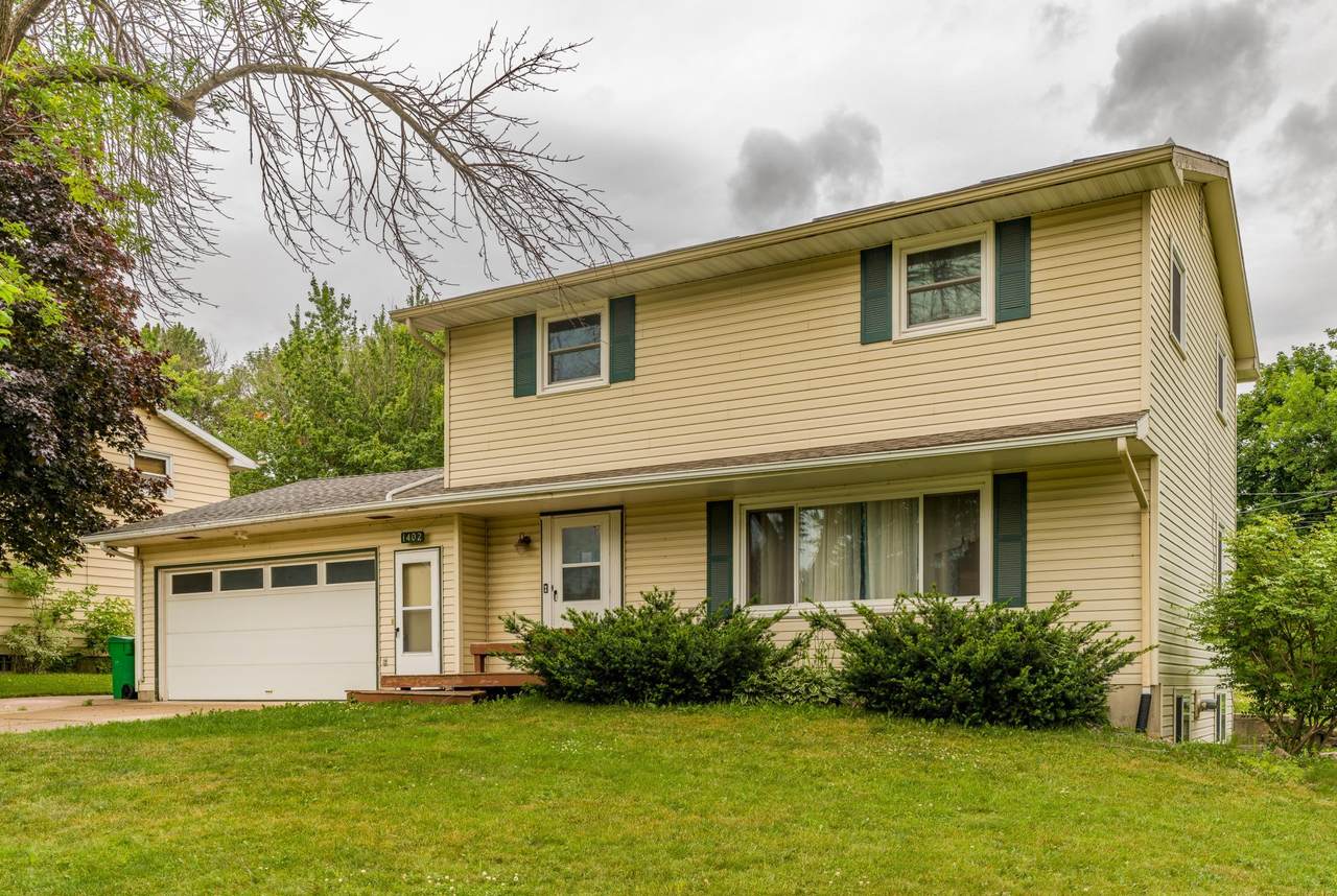 1402 Southview Lane - Photo 1