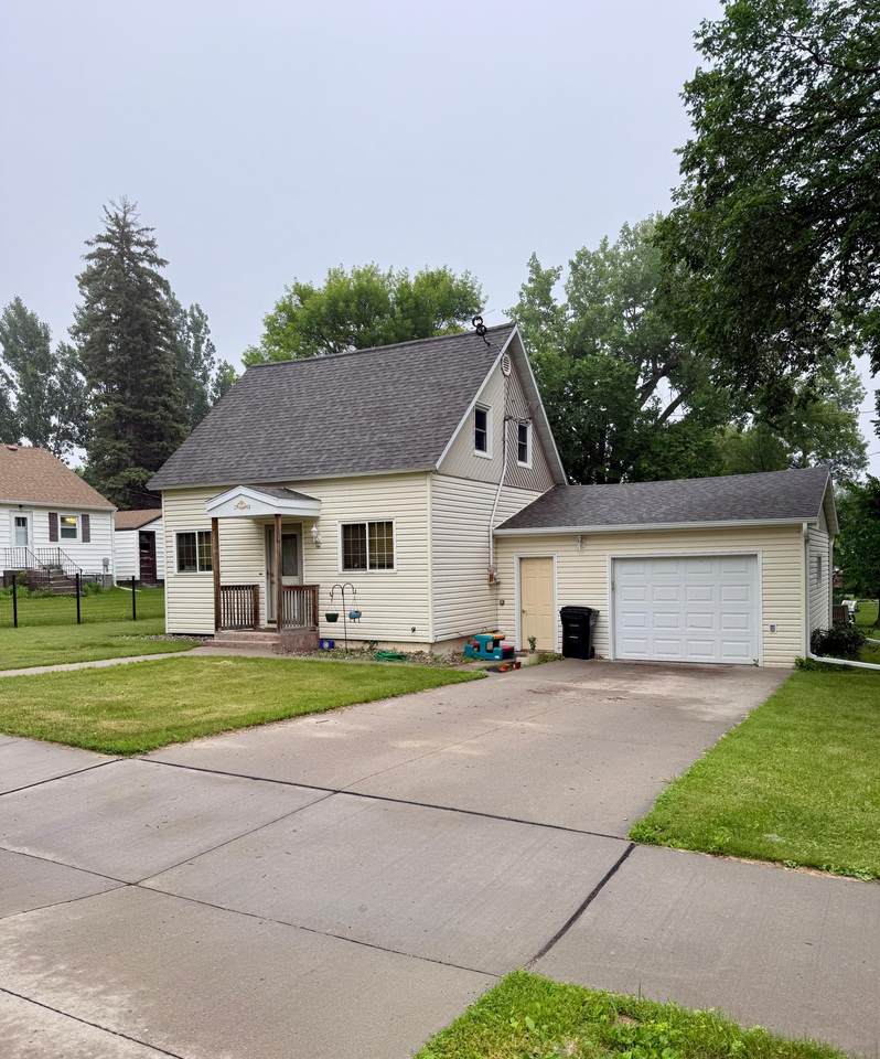 744 5th Avenue - Photo 1