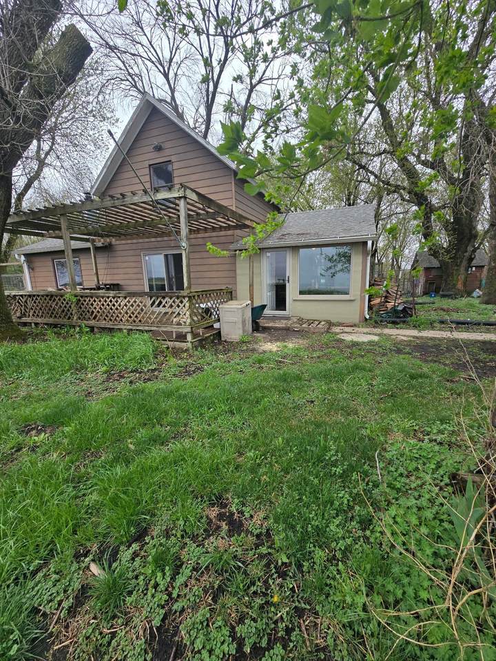 1129 142nd Avenue - Photo 1