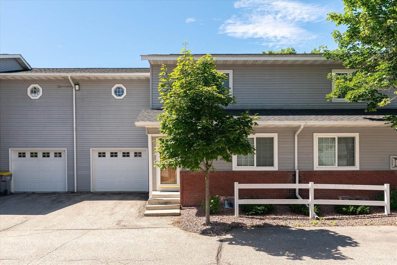 808 Cedar Drive - Photo 1