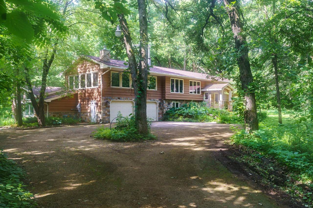 6340 Lamar Avenue - Photo 1