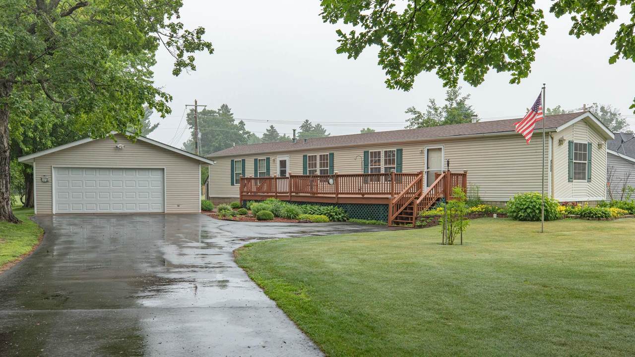 27252 Hayes Street - Photo 1
