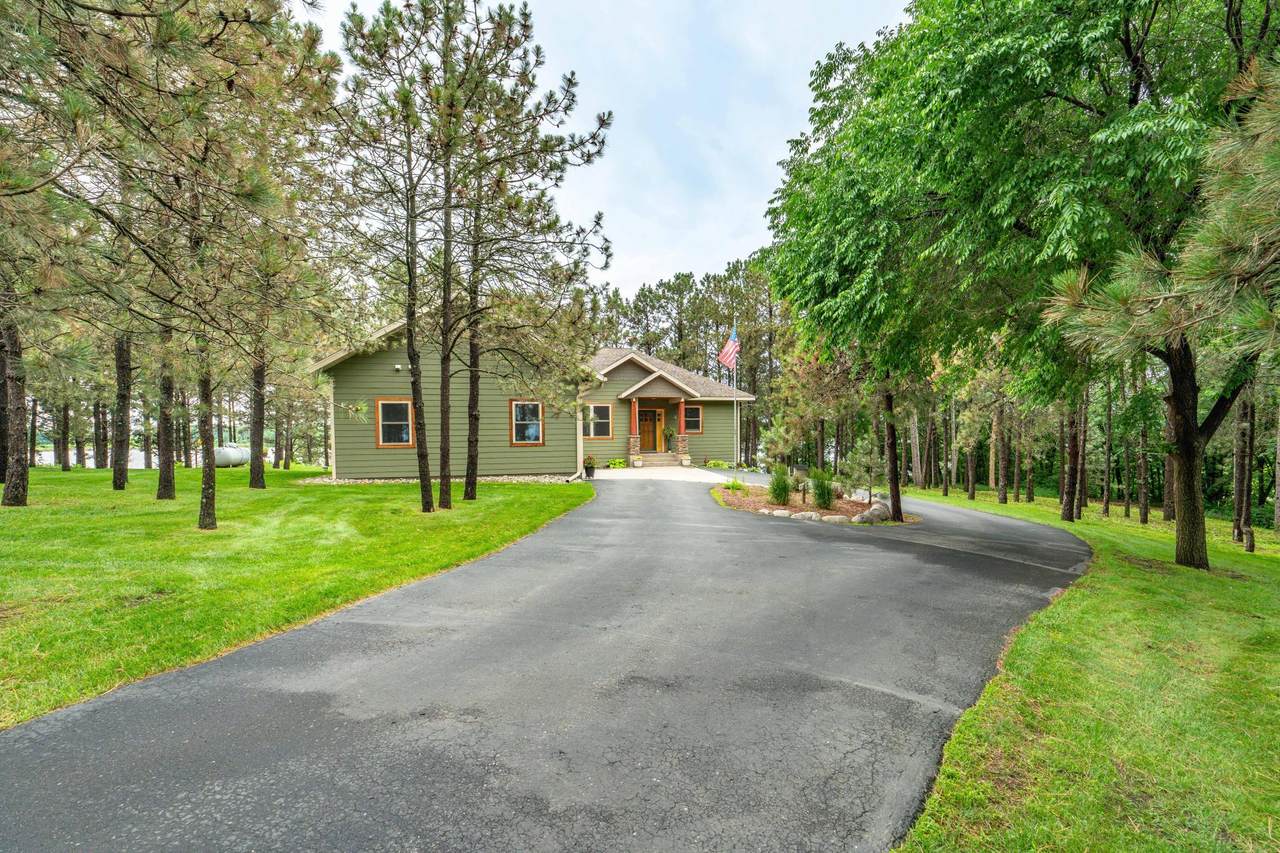 35054 Sterling Silver Drive - Photo 1