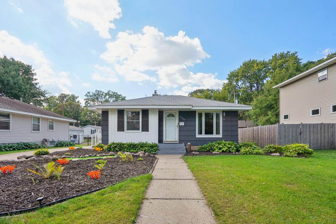 2704 Alabama Avenue - Photo 1