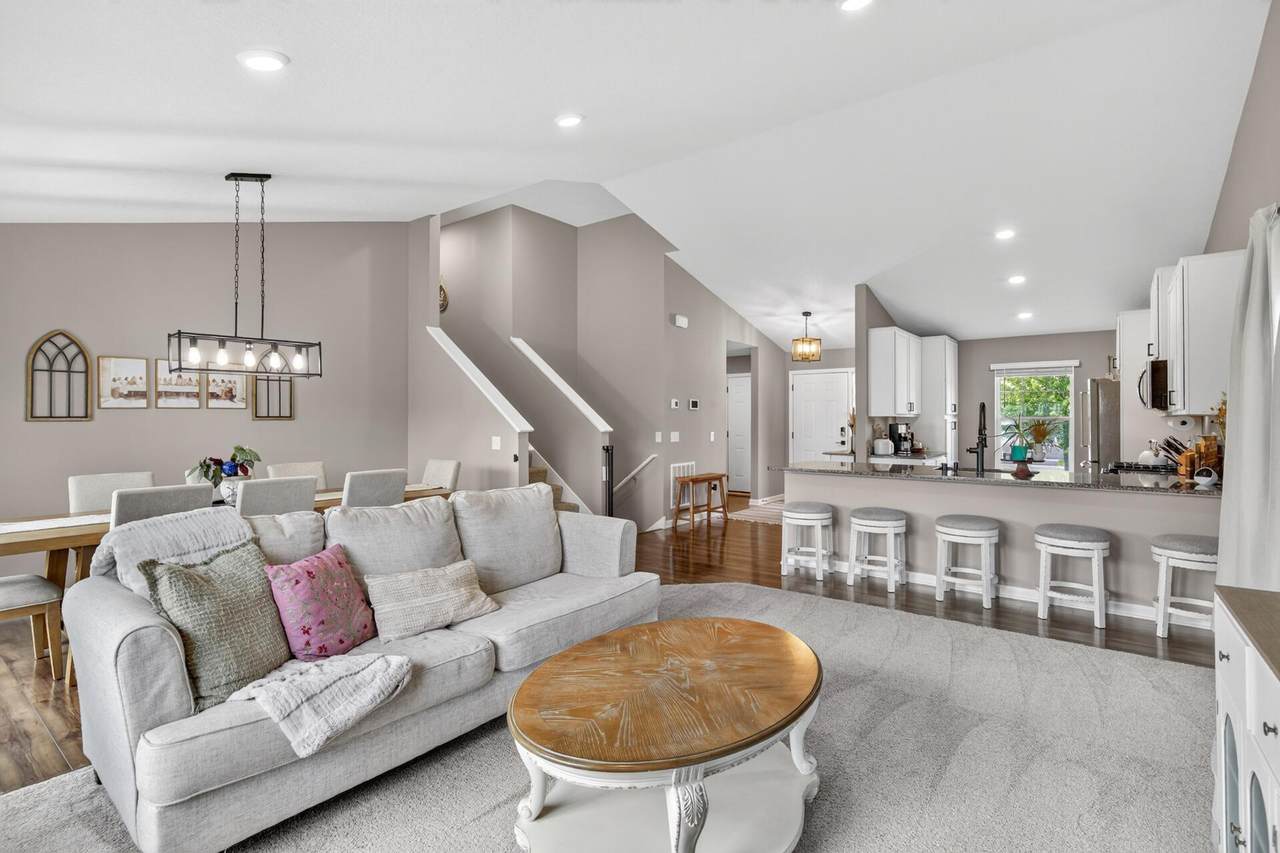 11881 132nd Avenue - Photo 1