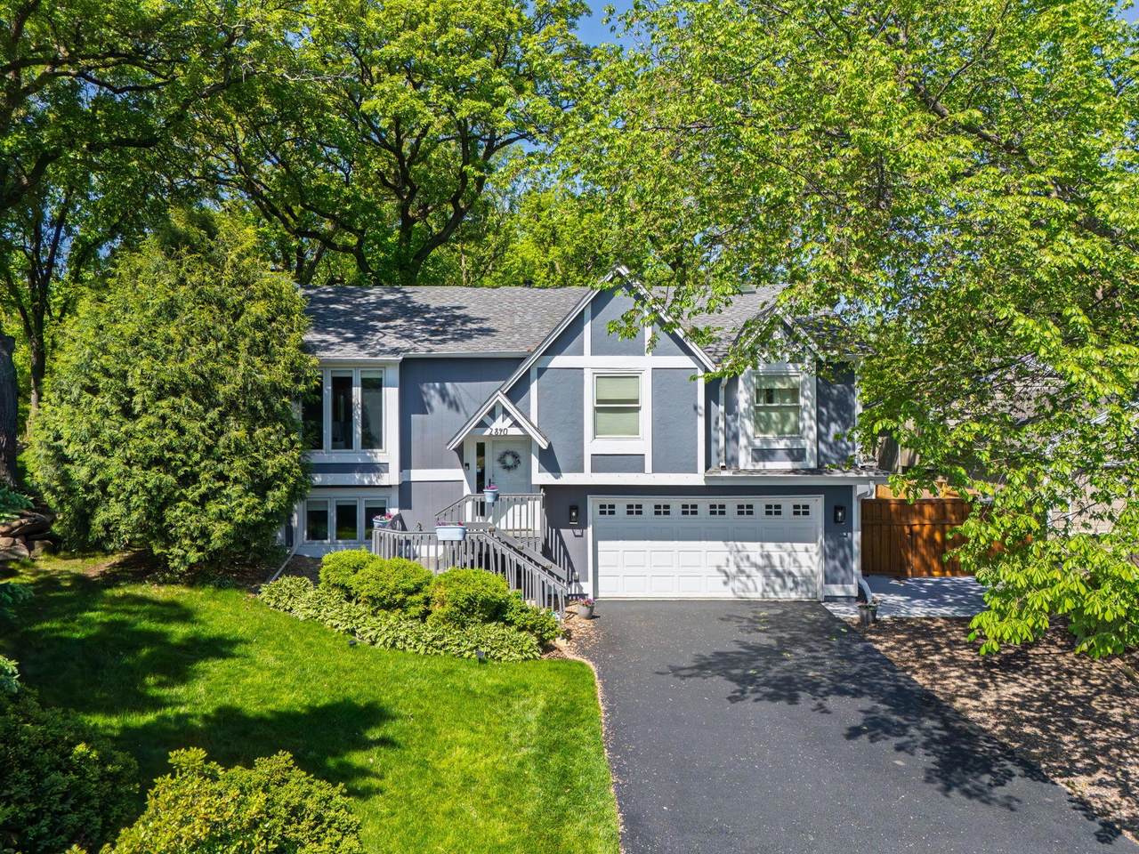 2840 Mayflower Avenue - Photo 1