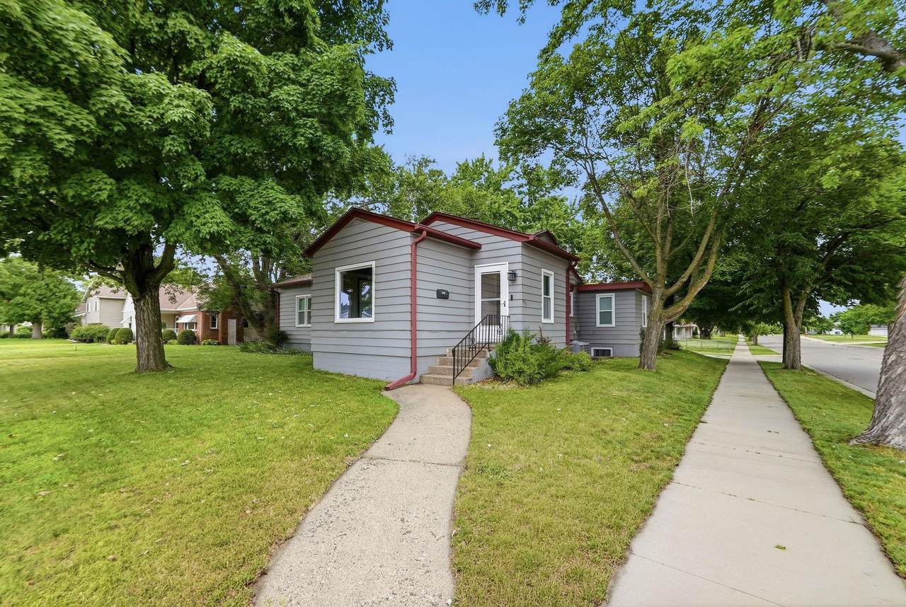 901 31st Avenue - Photo 1