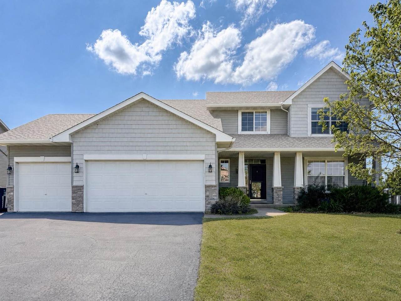 924 Ivy Hills Road - Photo 1