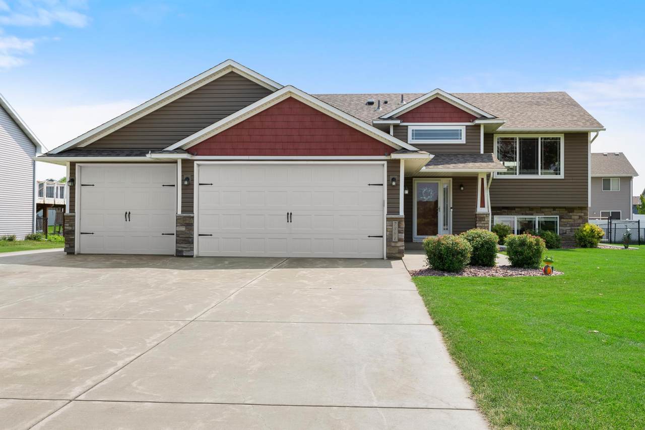 7391 Kahler Circle - Photo 1