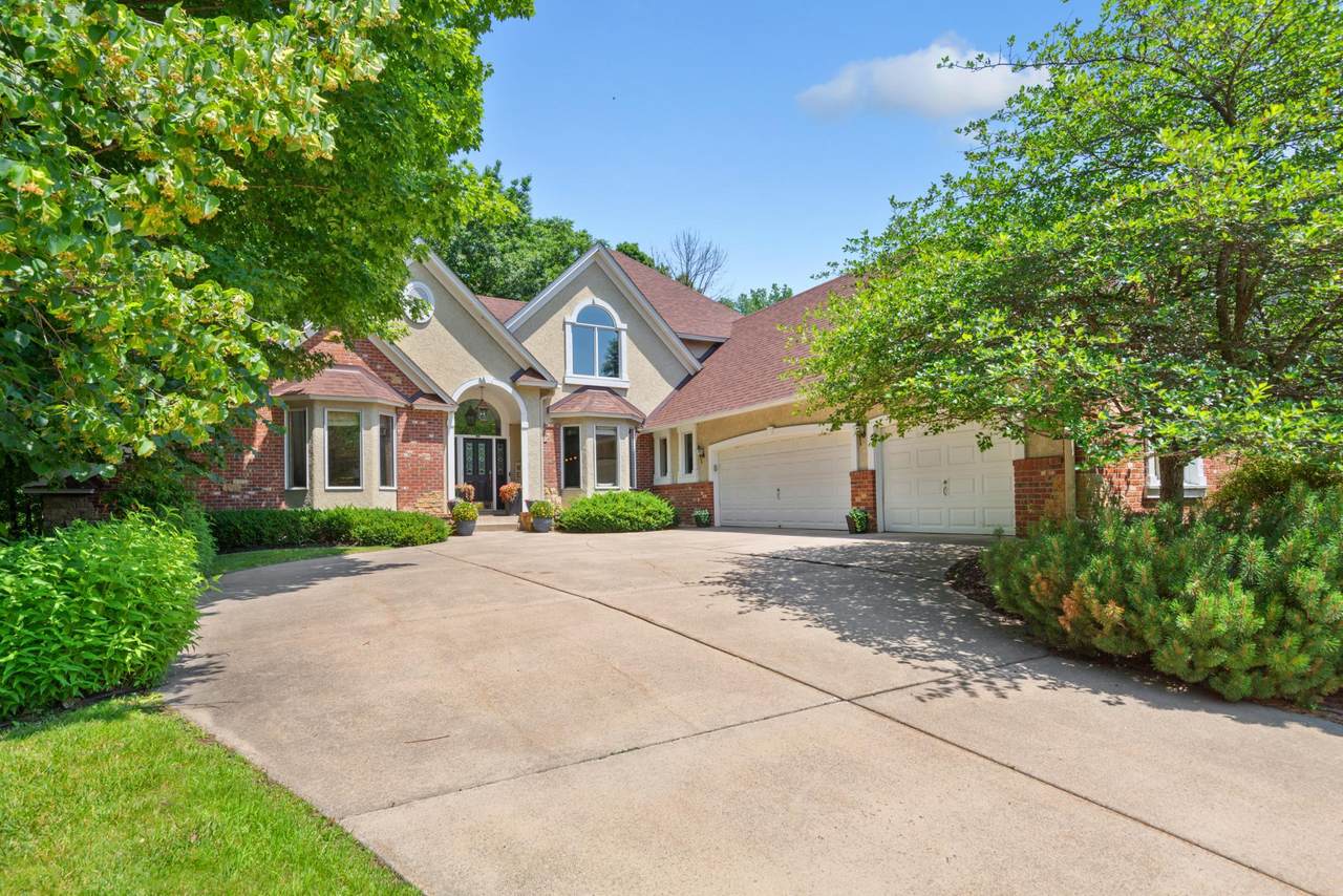 704 Legacy Court - Photo 1
