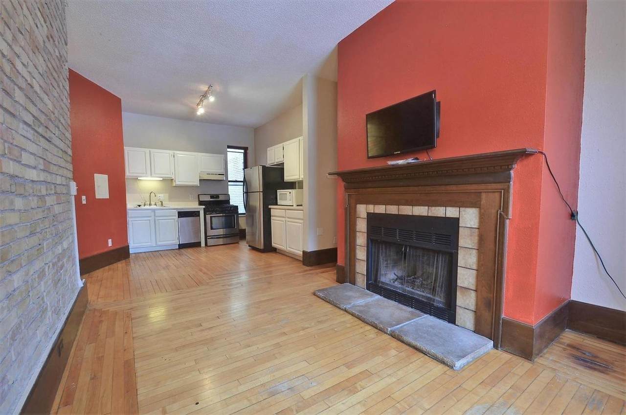 605 9th Street - Photo 1