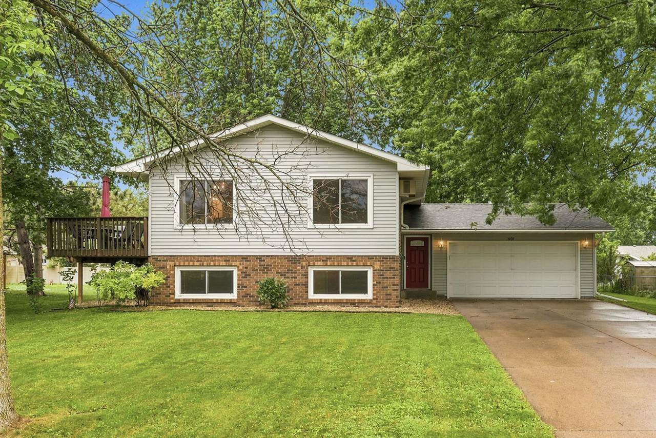 1407 Meadowlark Lane - Photo 1