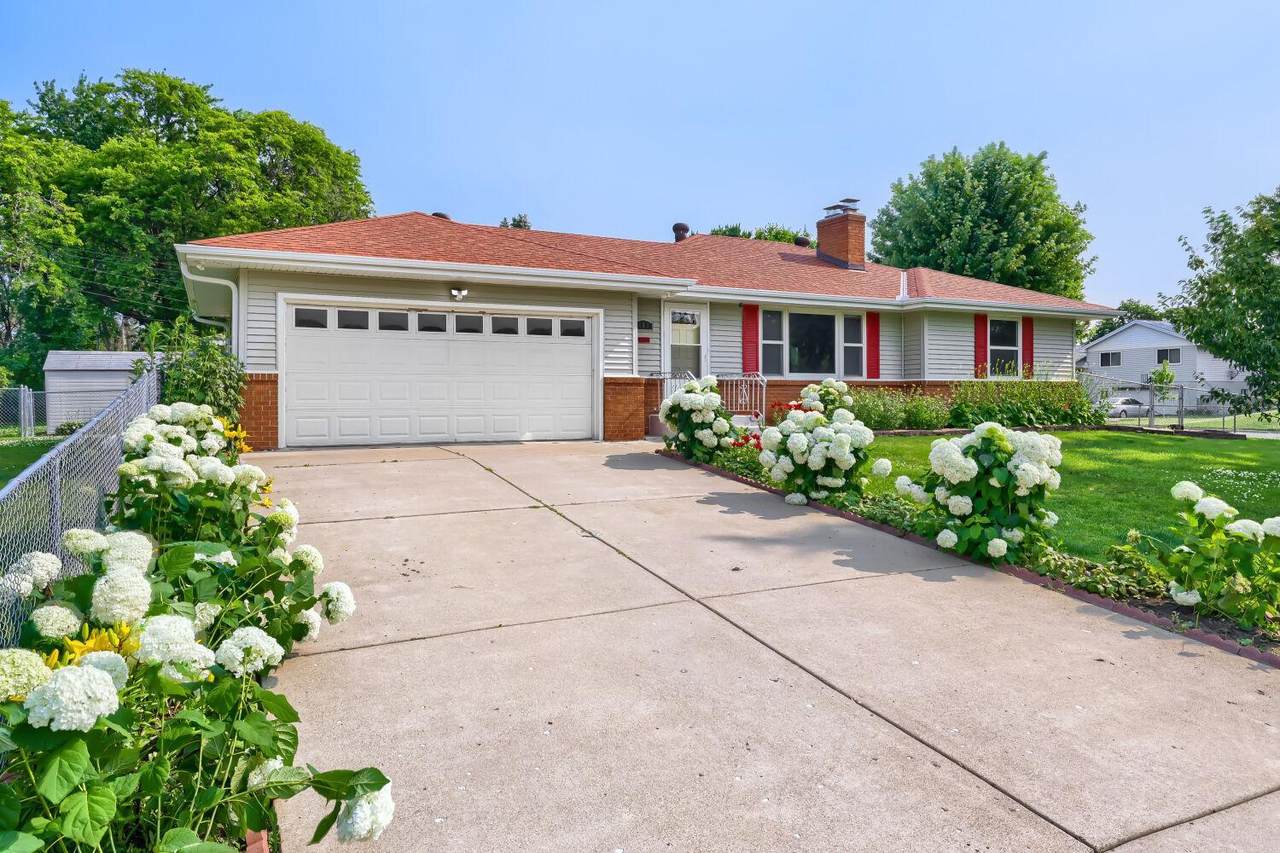 900 84th Street - Photo 1