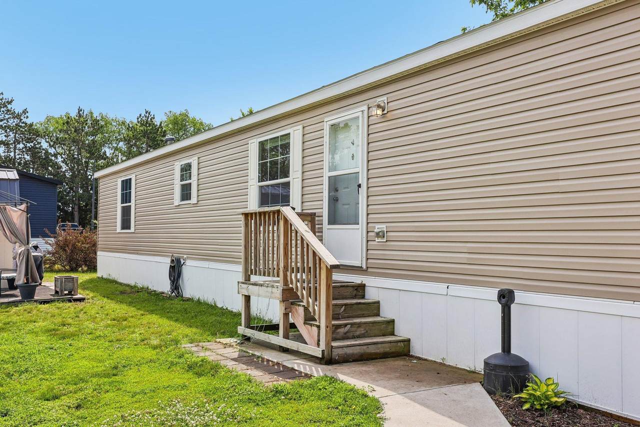 11955 Stevens Avenue - Photo 1