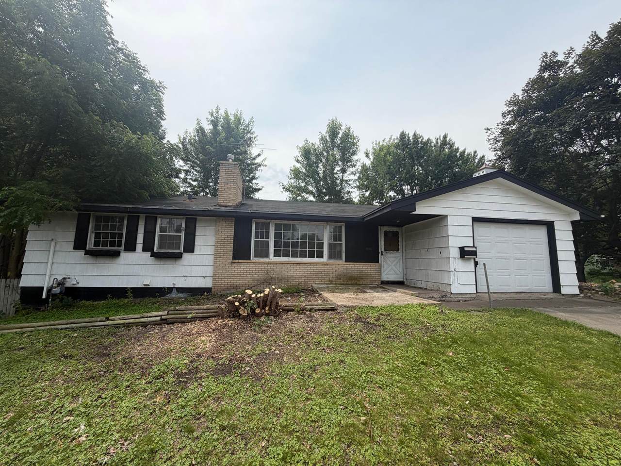 3607 Lake Drive Avenue - Photo 1