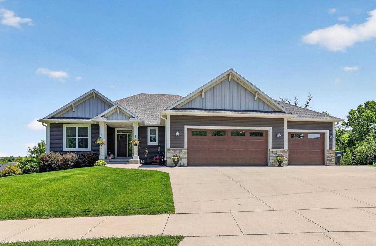 6788 Larkspur Parkway - Photo 1