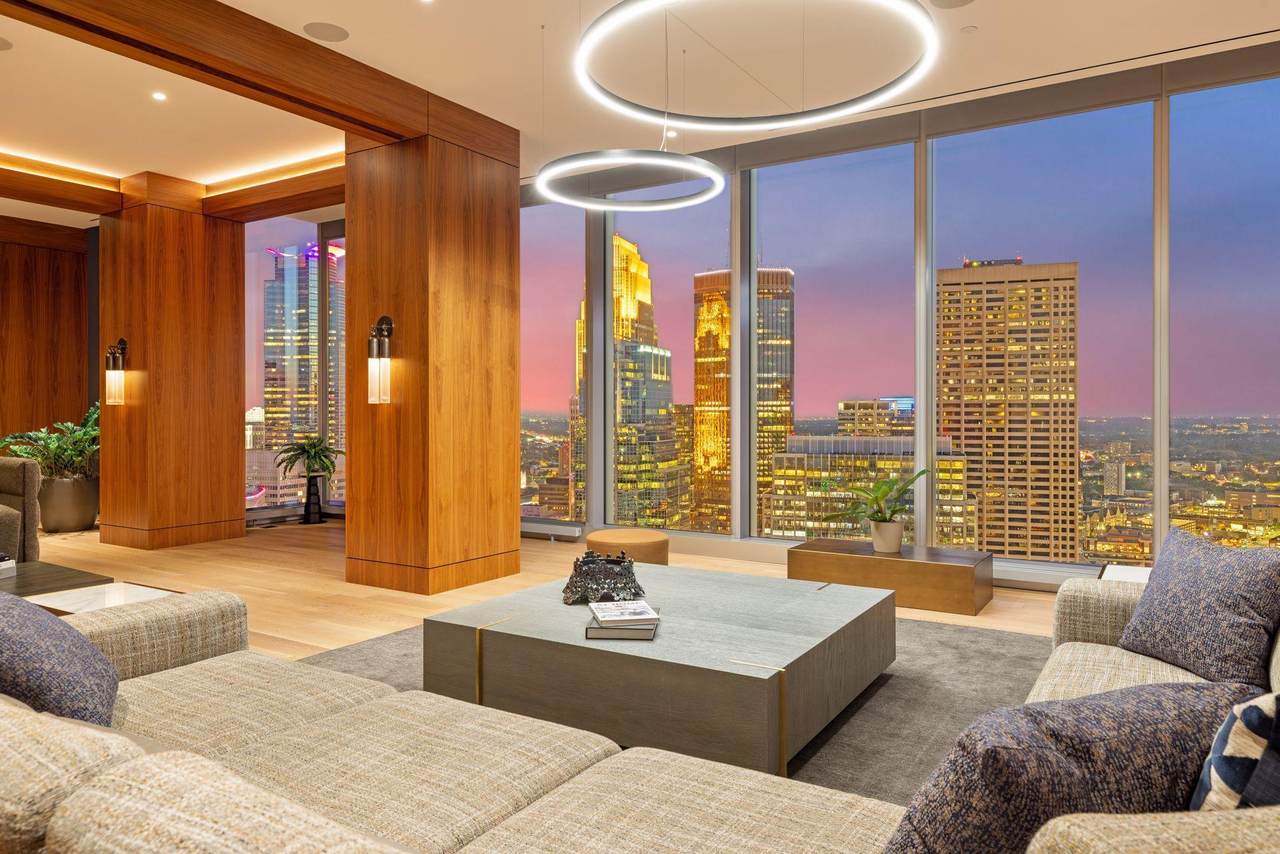 255 Hennepin Avenue - Photo 1