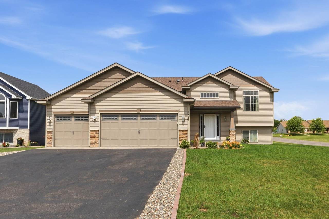 1729 Prairie View Lane - Photo 1
