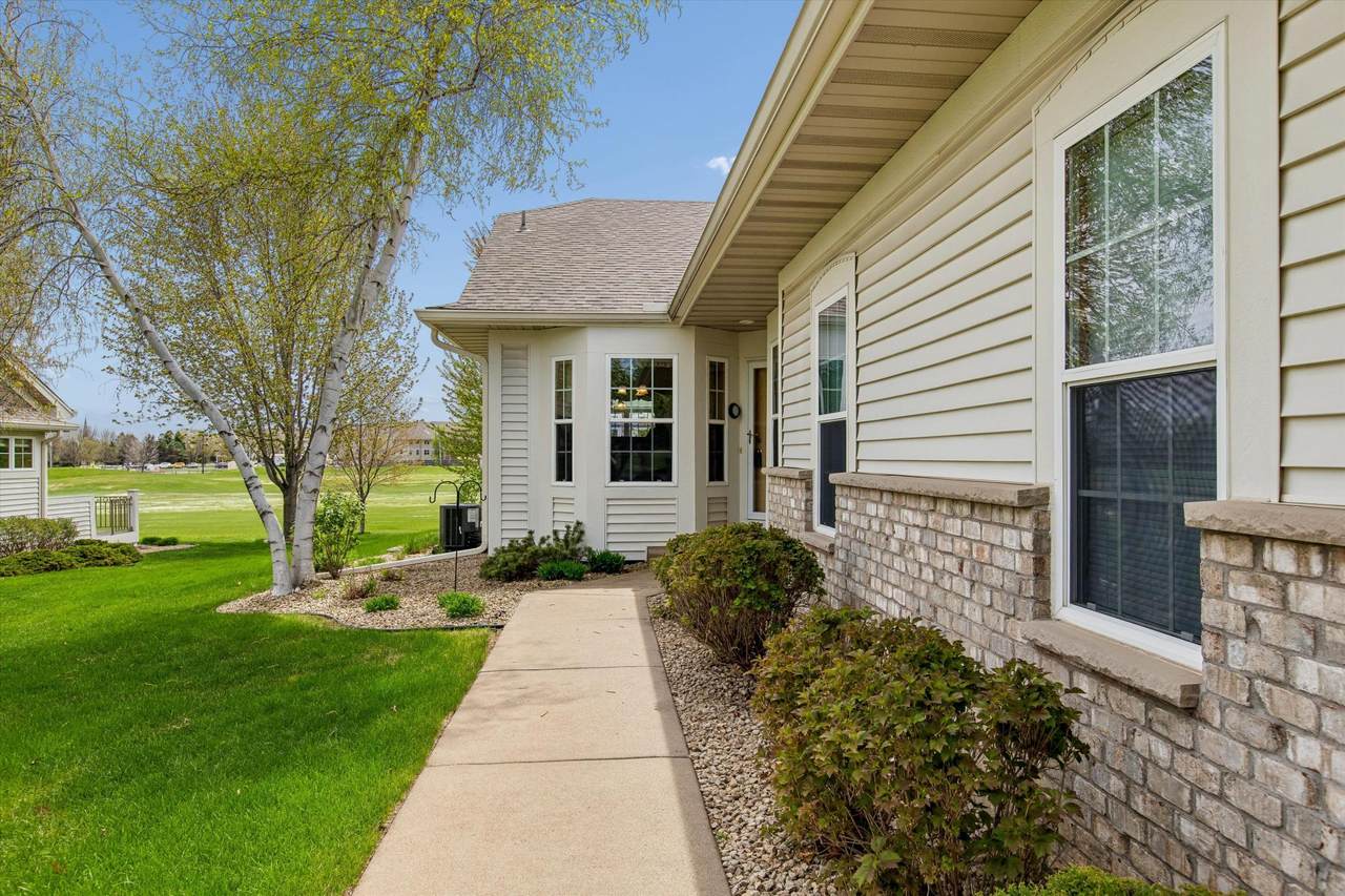 505 Holly Lane - Photo 1
