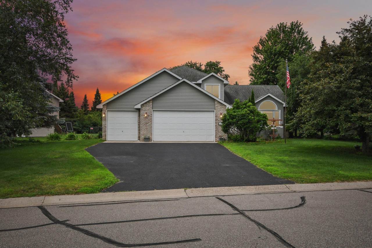 13820 Sycamore Street - Photo 1
