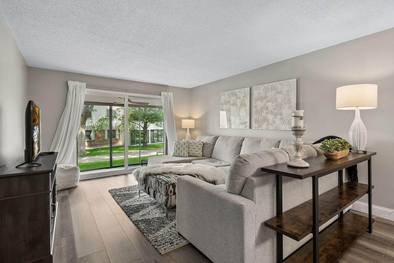 10540 43rd Avenue - Photo 1