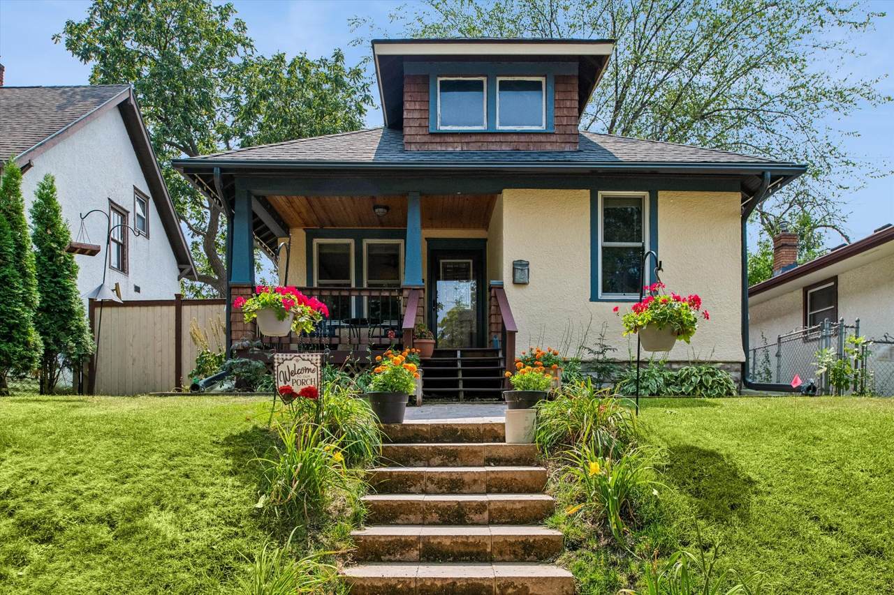 838 Clear Avenue - Photo 1