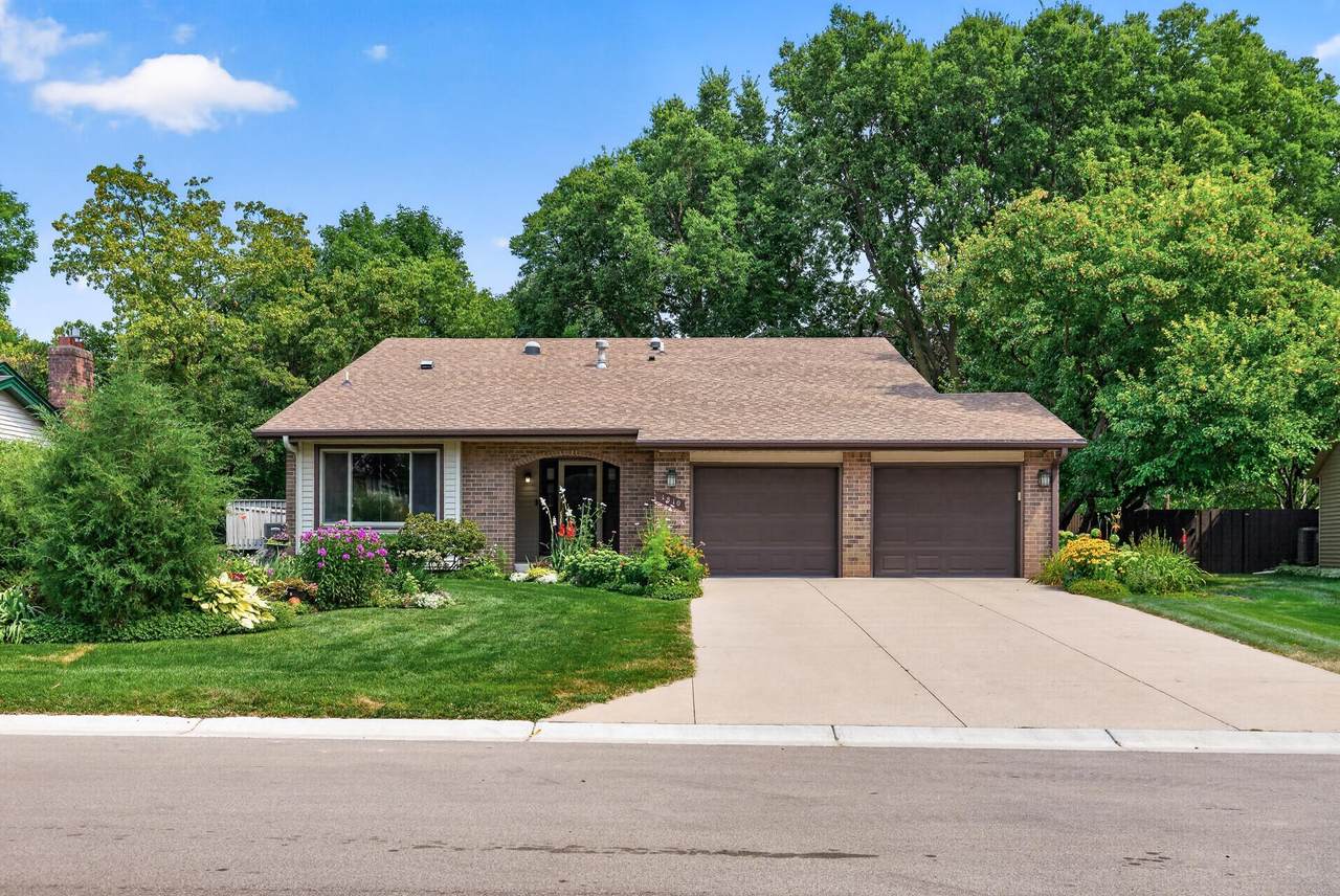 1810 Howell Street - Photo 1
