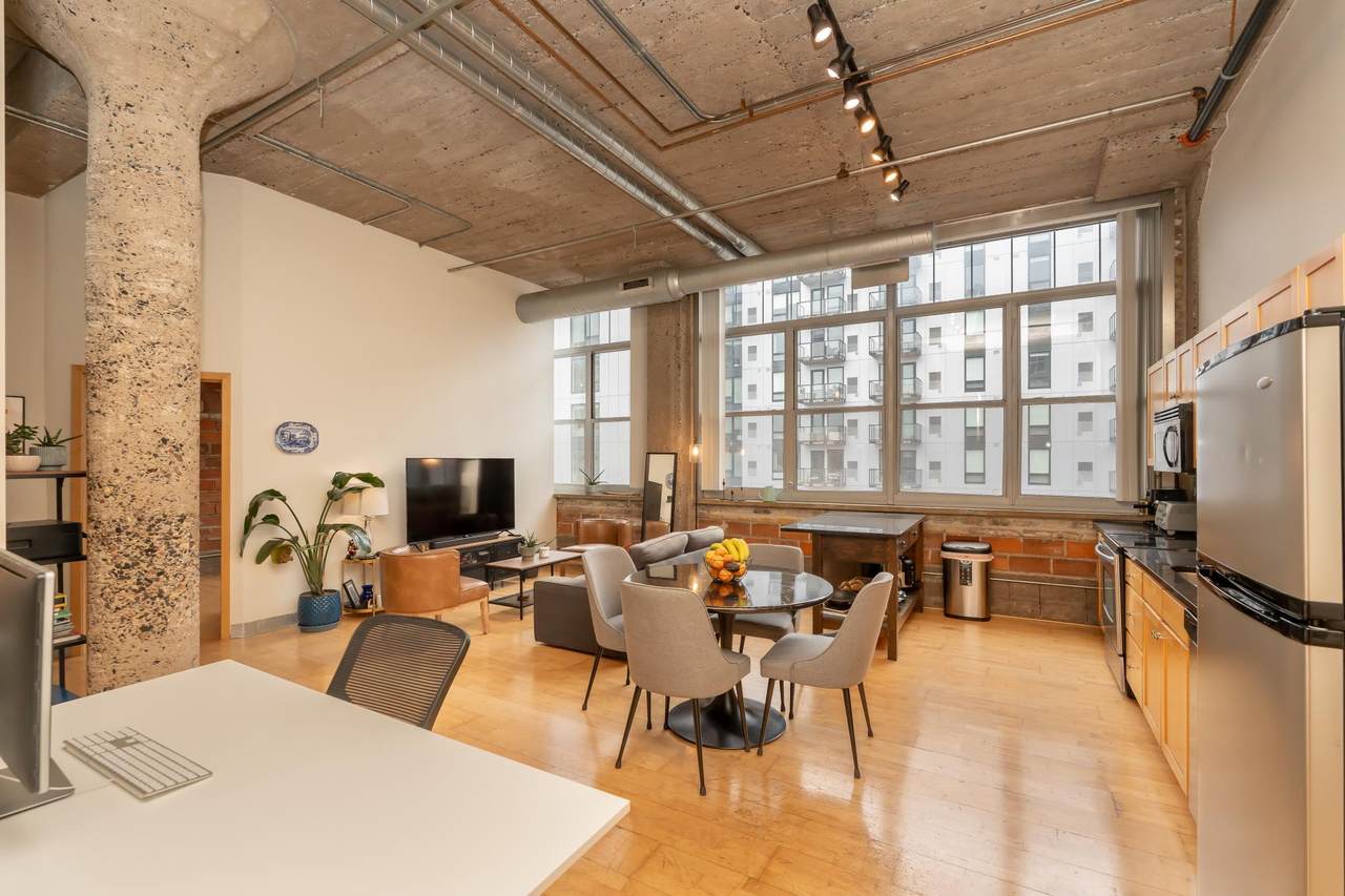 521 7th Street - Photo 1