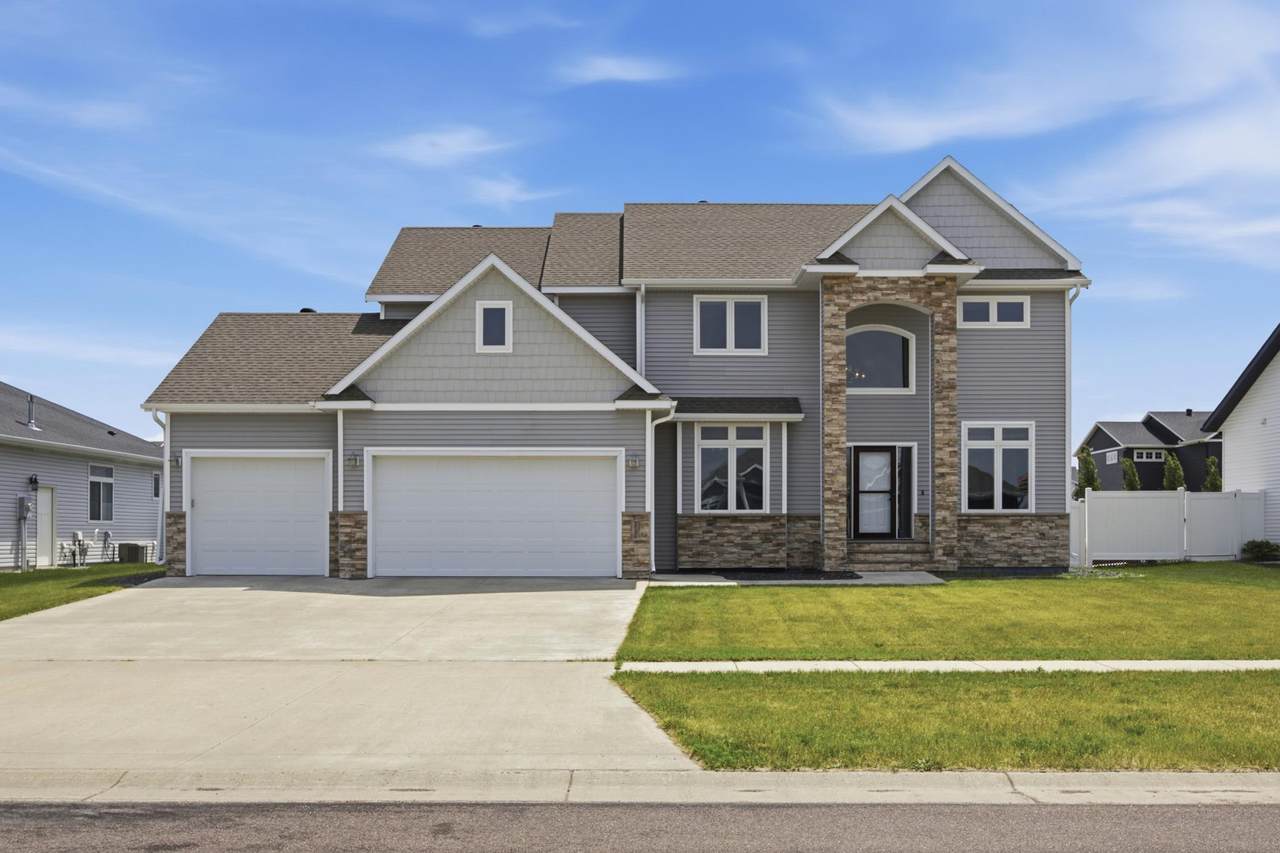 2736 70th Avenue - Photo 1