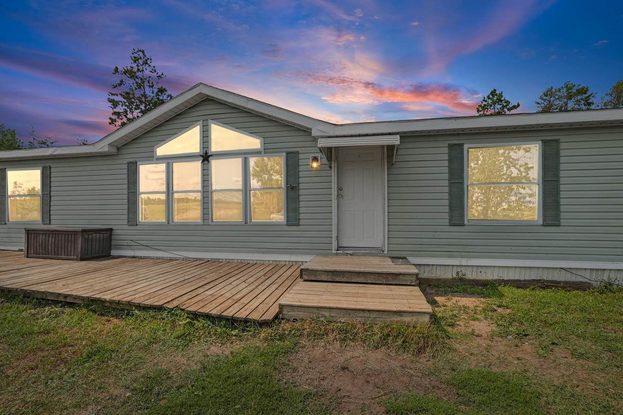 19751 165th Avenue - Photo 1