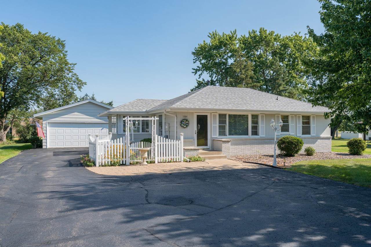 5364 160th Street - Photo 1