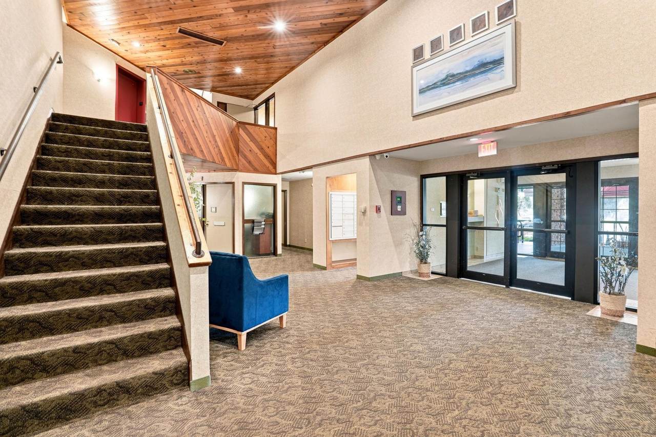 2495 Canabury Drive - Photo 1