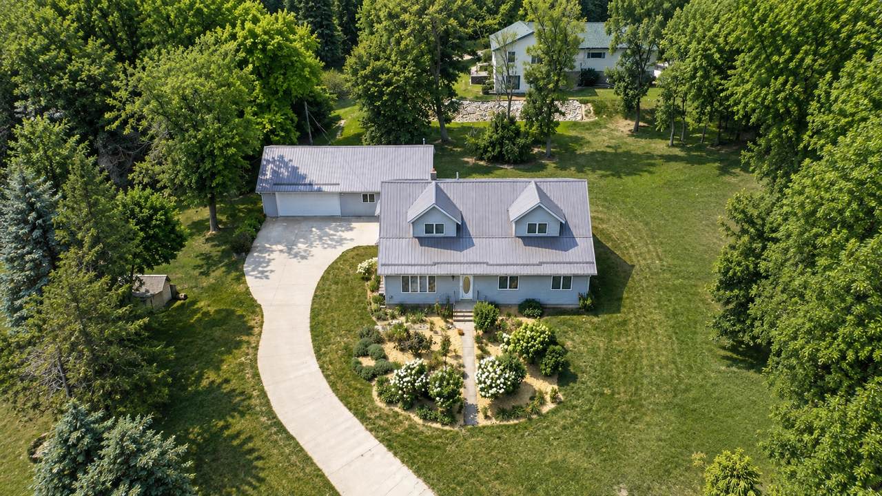 509 7th Street - Photo 1